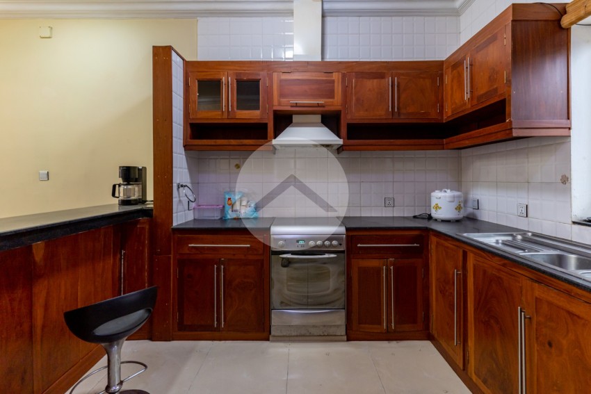 3 Bedroom Link House For Rent - Tonle Bassac, Phnom Penh