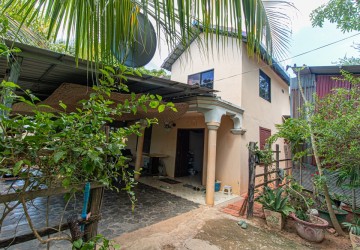 3 Bedroom House For Sale - Svay Dangkum, Siem Reap thumbnail