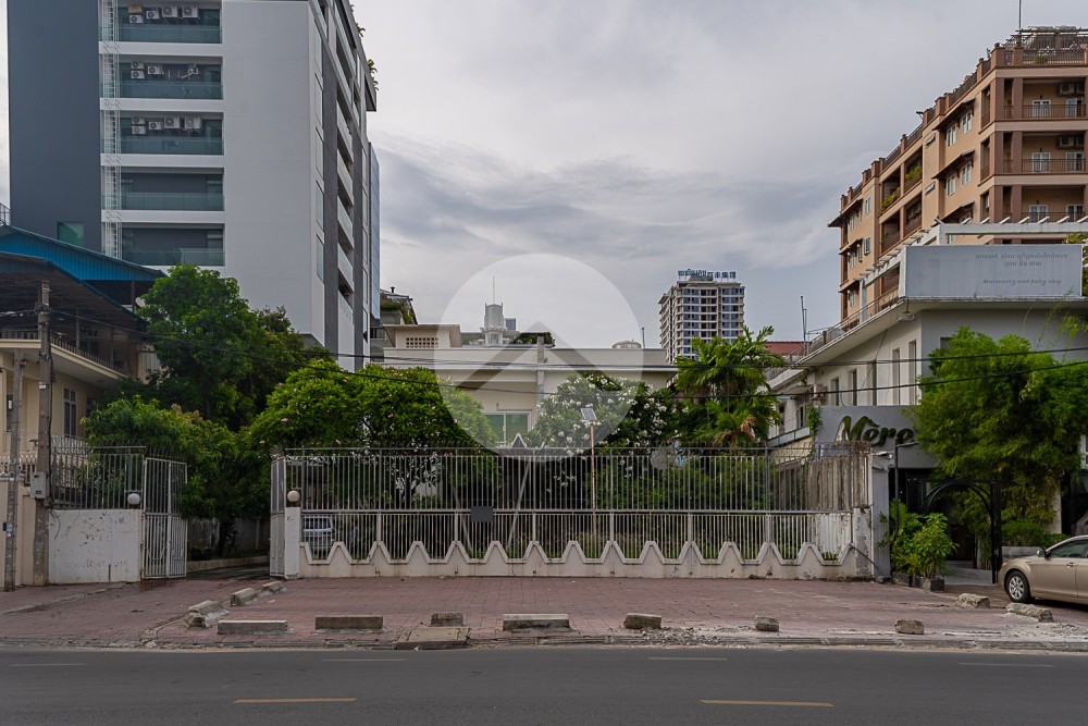 724 Sqm Commercial Villa For Rent - Beoung Raing, Phnom Penh - Image 2