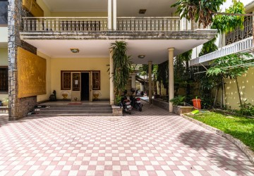 6 Bedroom Commercial Villa For Rent - BKK1, Phnom Penh thumbnail