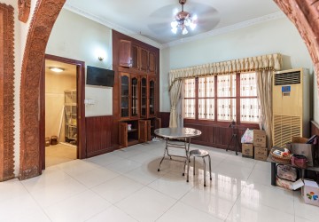 6 Bedroom Commercial Villa For Rent - BKK1, Phnom Penh thumbnail