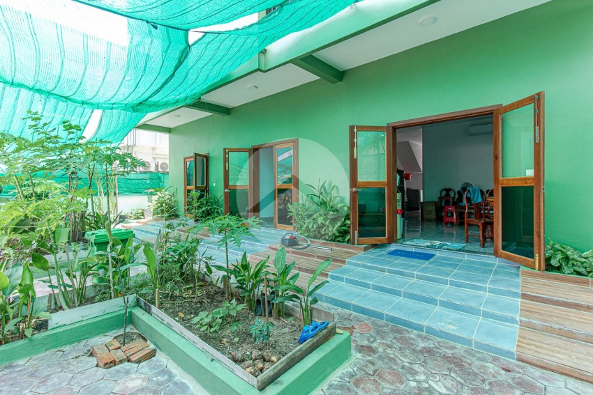 6 Unit Apartment Building  For Rent - Sala Kamreuk, Siem Reap