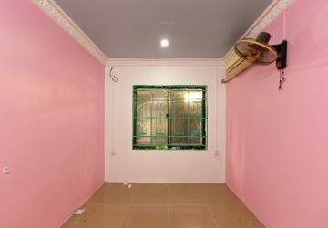 2 Bedroom Shophouse For Rent - Svay Dangkum, Siem Reap thumbnail