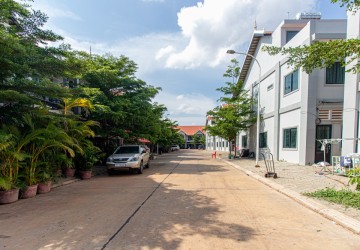 2 Bedroom Flat For Rent - Svay Thom, Siem Reap thumbnail