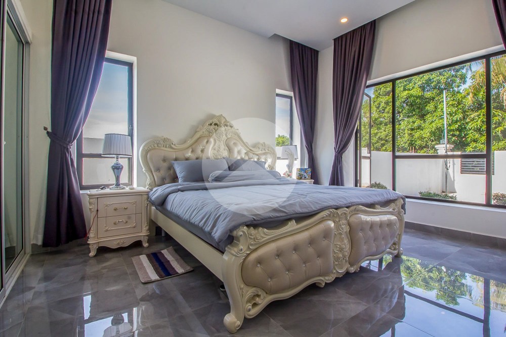 3 Bedroom House For Sale - Svay Dangkum, Siem Reap - Image 12