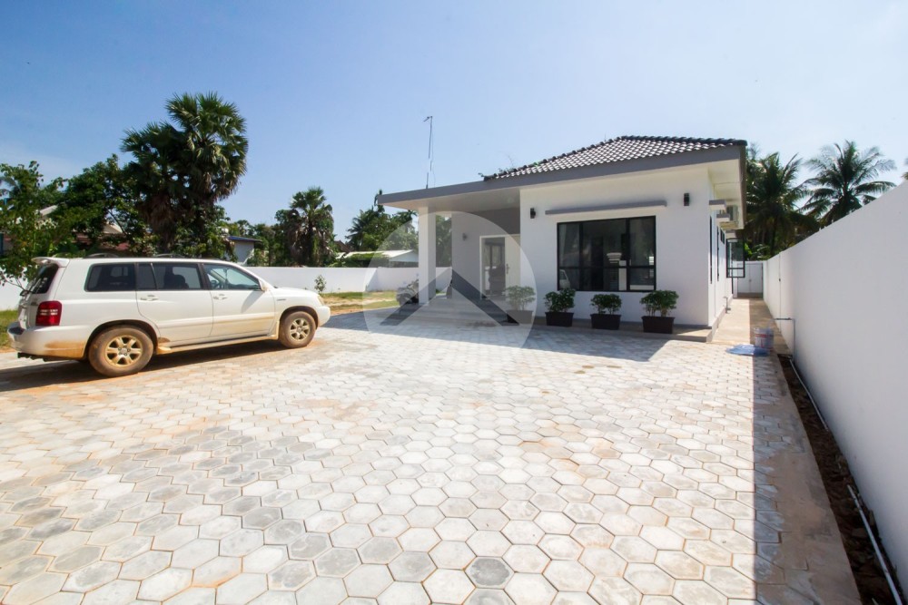 3 Bedroom House For Sale - Svay Dangkum, Siem Reap - Image 33