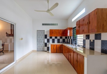 2 Bedroom House For Rent - Sala Kamreuk, Siem Reap thumbnail