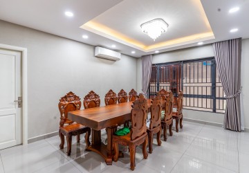 7 Bedroom Queen Villa  For Sale - Chip Mong 598, Chrang Chamres 2, Phnom Penh thumbnail