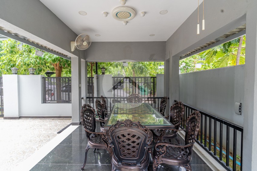 7 Bedroom Queen Villa  For Sale - Chip Mong 598, Chrang Chamres 2, Phnom Penh