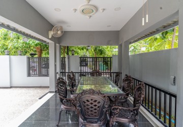 7 Bedroom Queen Villa  For Sale - Chip Mong 598, Chrang Chamres 2, Phnom Penh thumbnail