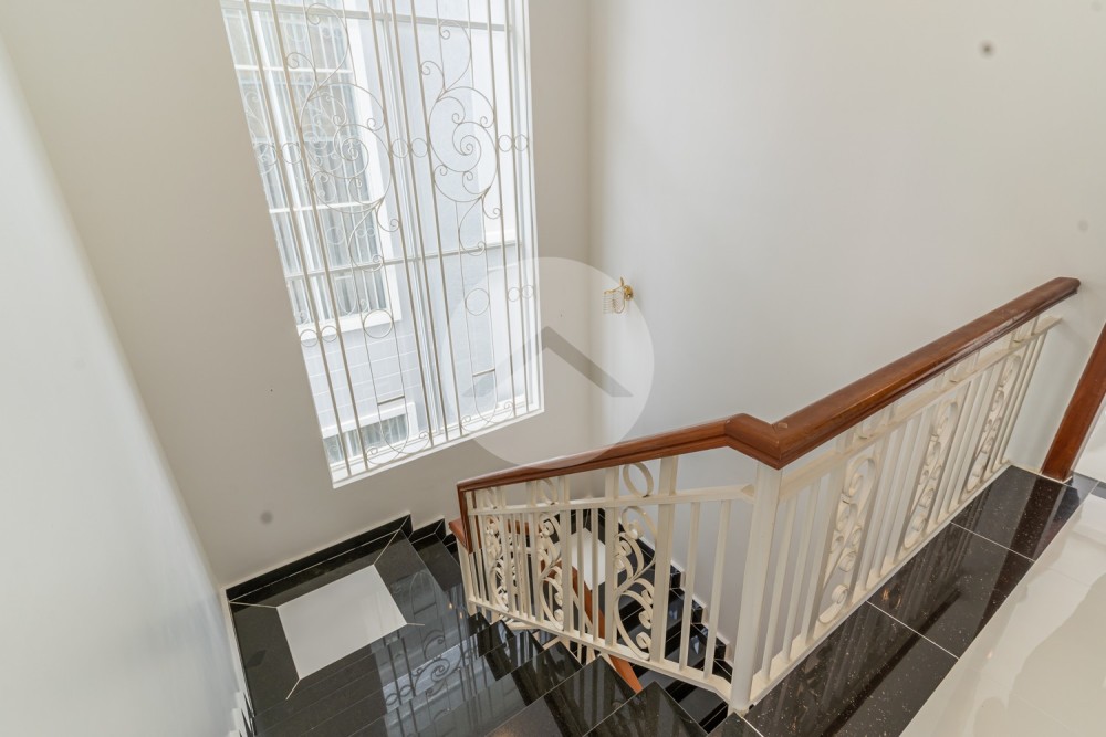 4 Bedroom Twin Villa For Sale - Borey Vimean Phnom Penh, Russey Keo, Phnom Penh - Image 11