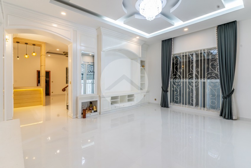 4 Bedroom Twin Villa For Sale - Borey Vimean Phnom Penh, Russey Keo, Phnom Penh