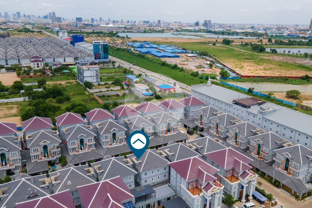 4 Bedroom Twin Villa For Sale - Borey Vimean Phnom Penh, Russey Keo, Phnom Penh - Image 25