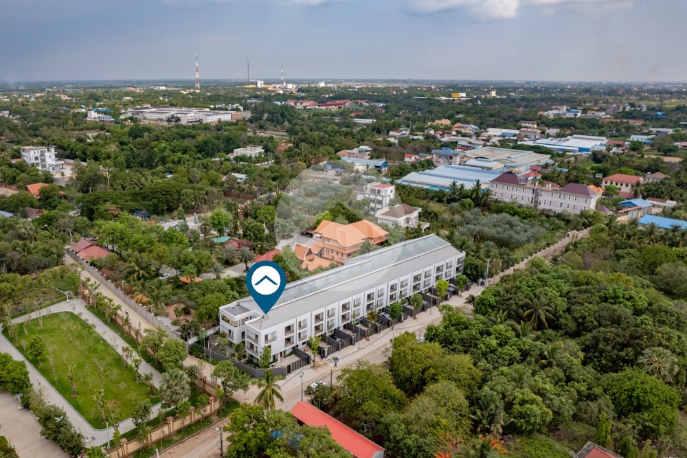 7 Bedroom Luxury Villa For Rent - Chbar Ampov, Phnom Penh - Image 70