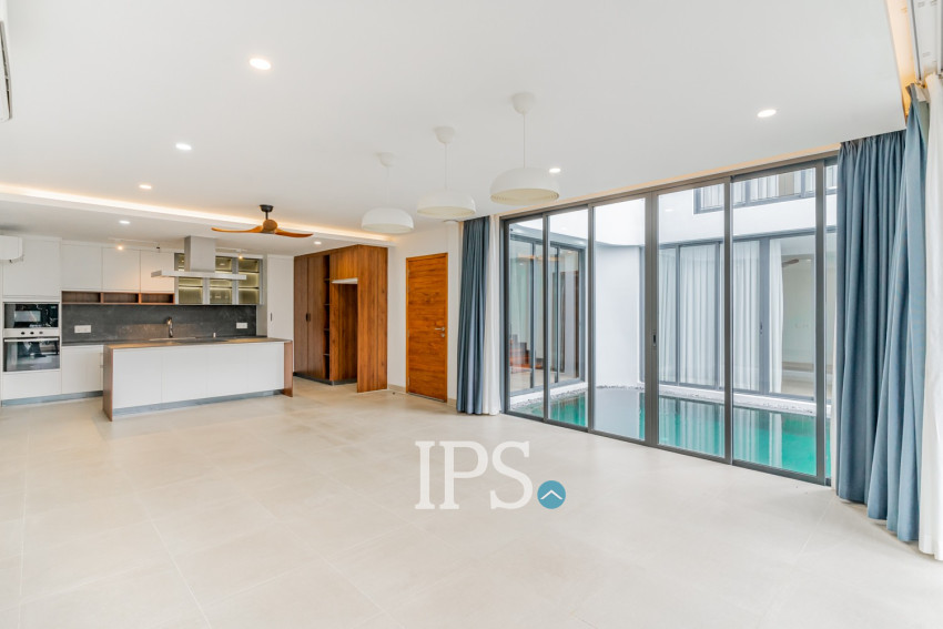 7 Bedroom Luxury Villa For Rent - Chbar Ampov, Phnom Penh