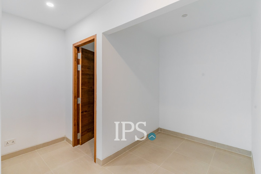 7 Bedroom Luxury Villa For Rent - Chbar Ampov, Phnom Penh