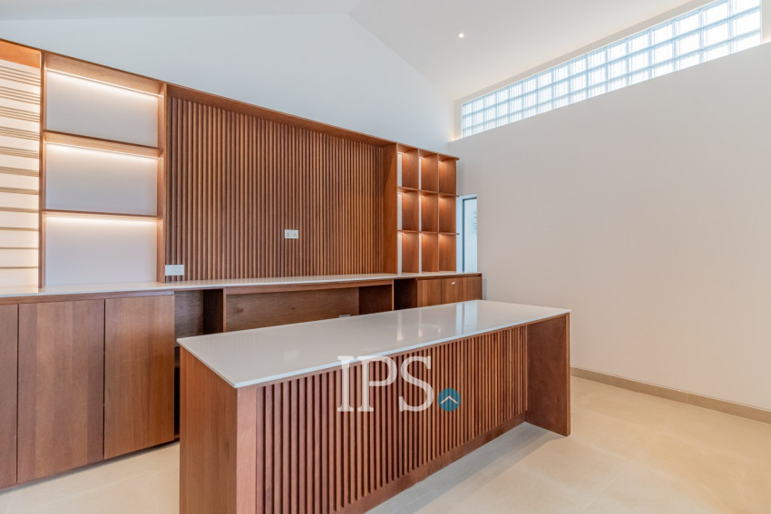 7 Bedroom Luxury Villa For Rent - Chbar Ampov, Phnom Penh