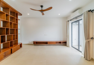 7 Bedroom Luxury Villa For Rent - Chbar Ampov, Phnom Penh thumbnail