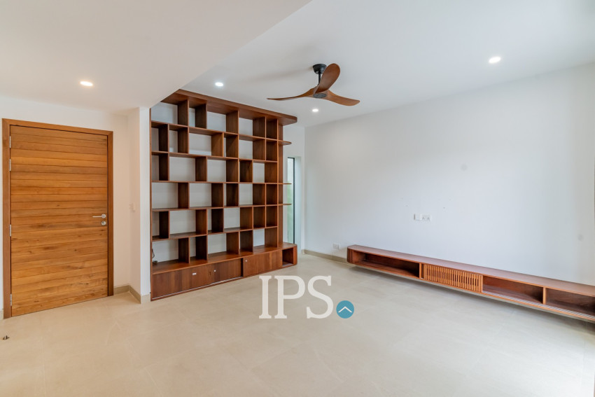 7 Bedroom Luxury Villa For Rent - Chbar Ampov, Phnom Penh