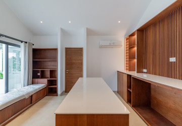 7 Bedroom Luxury Villa For Rent - Chbar Ampov, Phnom Penh thumbnail