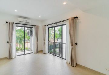 7 Bedroom Luxury Villa For Rent - Chbar Ampov, Phnom Penh thumbnail