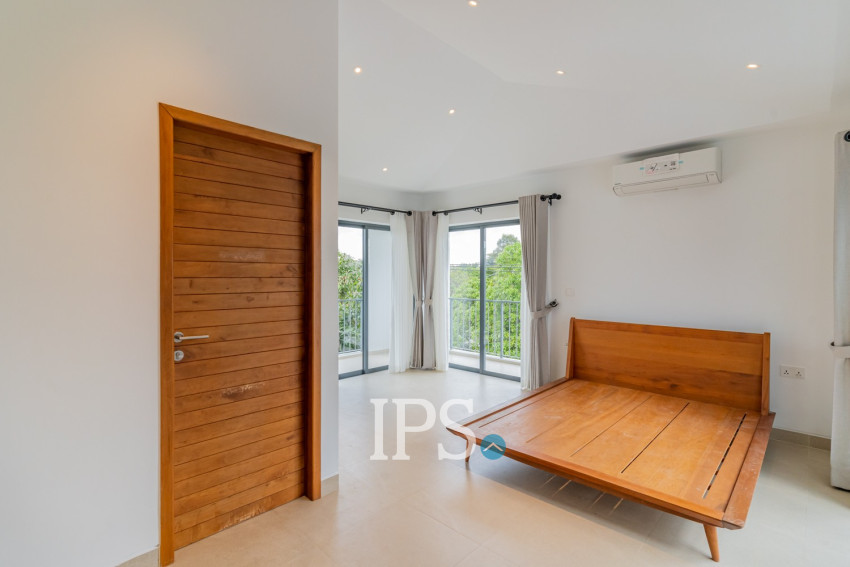 7 Bedroom Luxury Villa For Rent - Chbar Ampov, Phnom Penh
