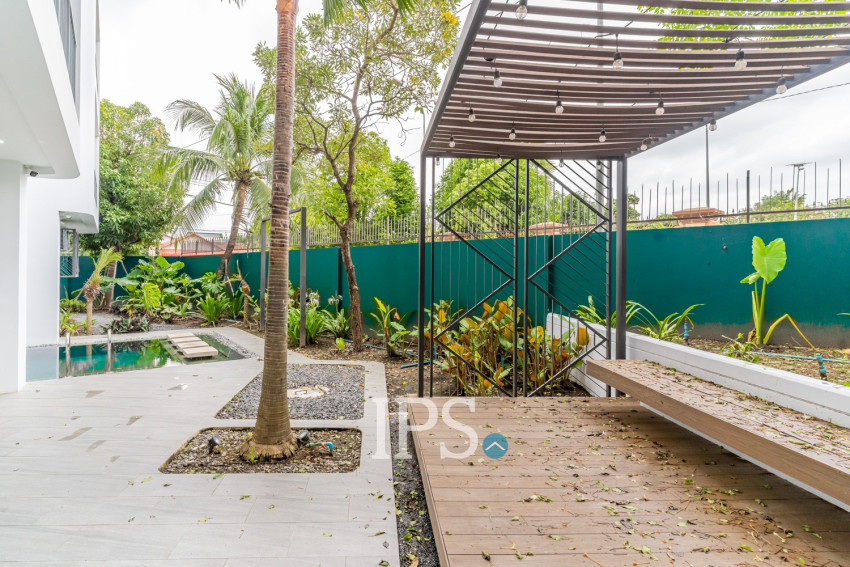 7 Bedroom Luxury Villa For Rent - Chbar Ampov, Phnom Penh
