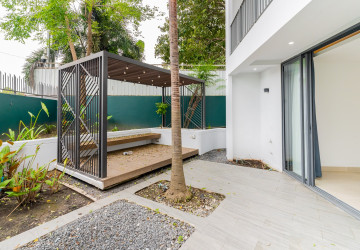 7 Bedroom Luxury Villa For Rent - Chbar Ampov, Phnom Penh thumbnail