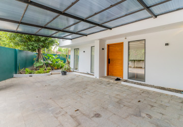 7 Bedroom Luxury Villa For Rent - Chbar Ampov, Phnom Penh thumbnail