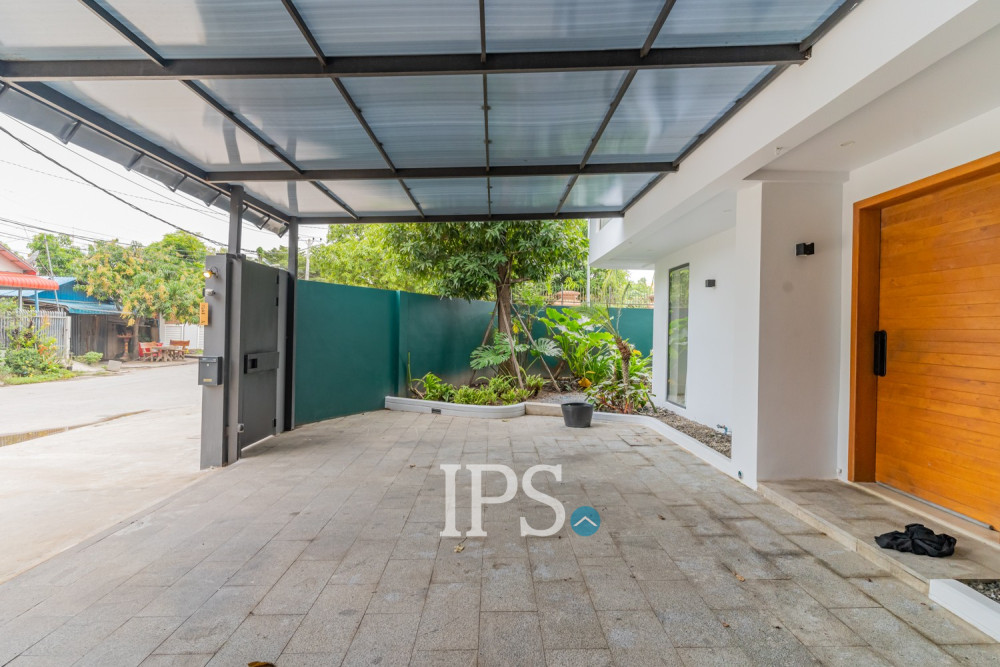 7 Bedroom Luxury Villa For Rent - Chbar Ampov, Phnom Penh - Image 63