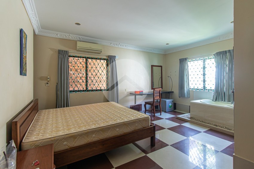 19 Bedroom Guesthouse For Rent- Sala Kamreuk, Siem Reap