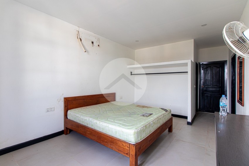 19 Bedroom Guesthouse For Rent- Sala Kamreuk, Siem Reap