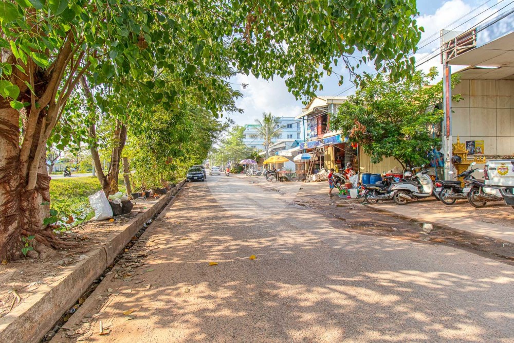 Commercial Land And Building For Sale - Slor Kram, Siem Reap - Image 8 Commercial Land And Building For Sale - Slor Kram, Siem Reap - Image 8