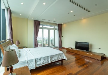 3 Bedroom Serviced Apartment For Rent - BKK1, Phnom Penh thumbnail