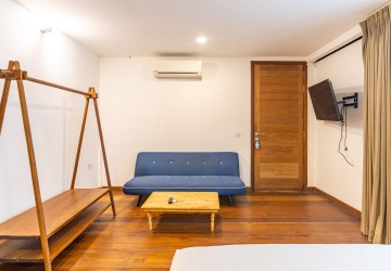 Loft 1 Bedroom Serviced Apartment For Rent - BKK1, Phnom Penh thumbnail