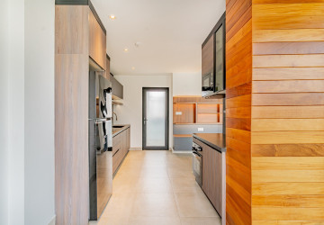 1 Bedroom Serviced Apartment For Rent - Tonle Bassac, Phnom Penh thumbnail