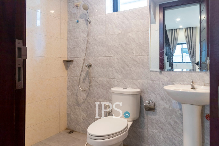 4 Bedroom Villa For Rent - Svay Thom, Siem Reap