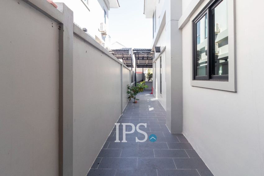 4 Bedroom Villa For Rent - Svay Thom, Siem Reap