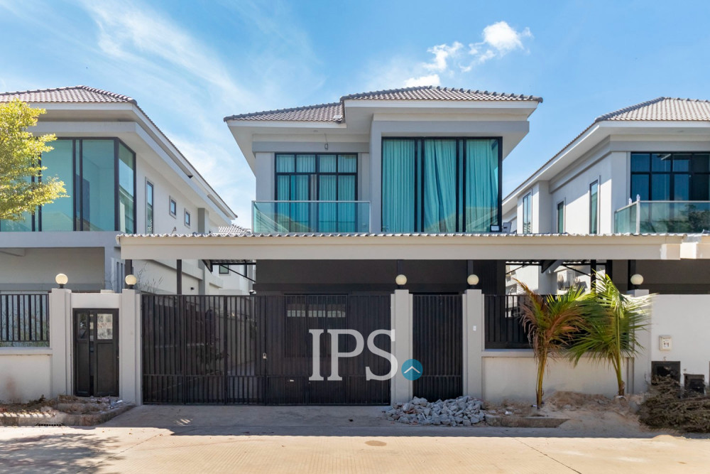 4 Bedroom Villa For Rent - Svay Thom, Siem Reap