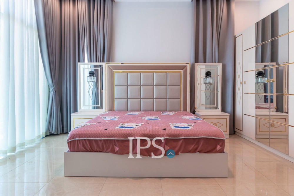 4 Bedroom Villa For Rent - Svay Thom, Siem Reap - Image 11