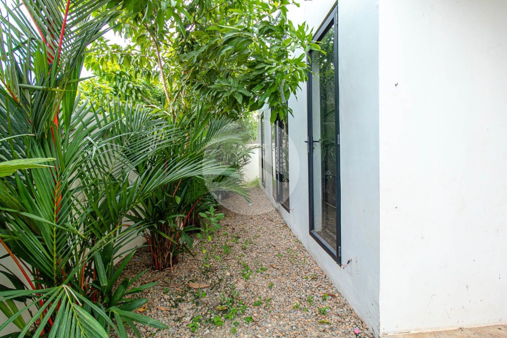 4 Bedroom Villa For Sale - Svay Dangkum, Siem Reap - Image 40