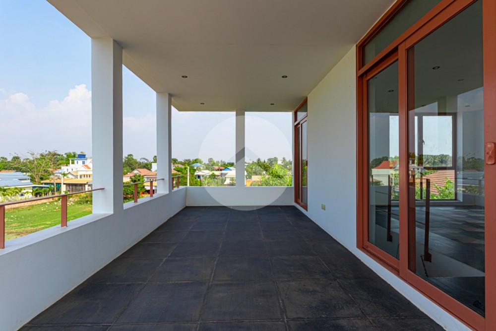 4 Bedroom Villa For Sale - Svay Dangkum, Siem Reap - Image 36