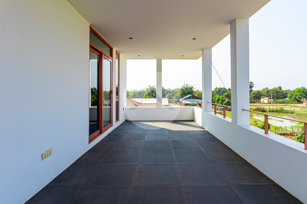 4 Bedroom Villa For Sale - Svay Dangkum, Siem Reap - Image 37