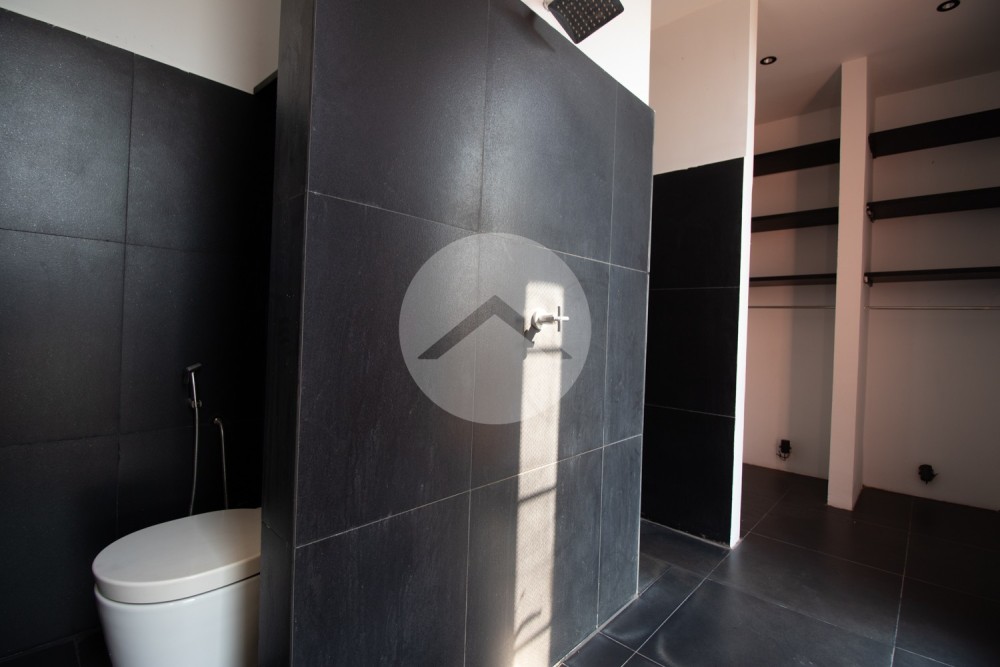4 Bedroom Villa For Sale - Svay Dangkum, Siem Reap - Image 26