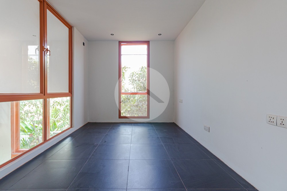 4 Bedroom Villa For Sale - Svay Dangkum, Siem Reap - Image 20