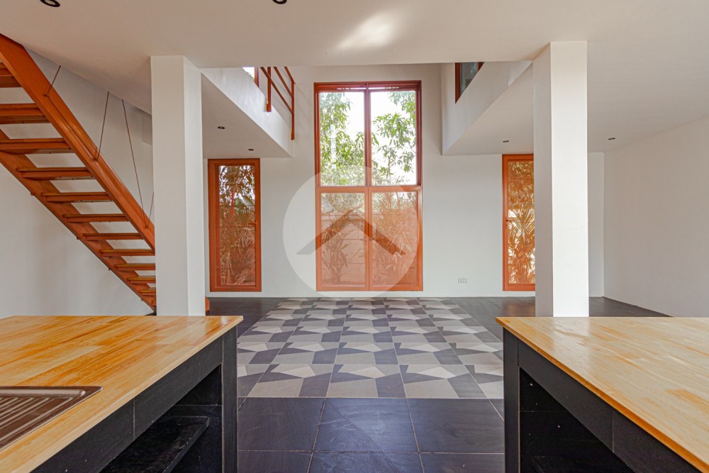 4 Bedroom Villa For Sale - Svay Dangkum, Siem Reap - Image 14