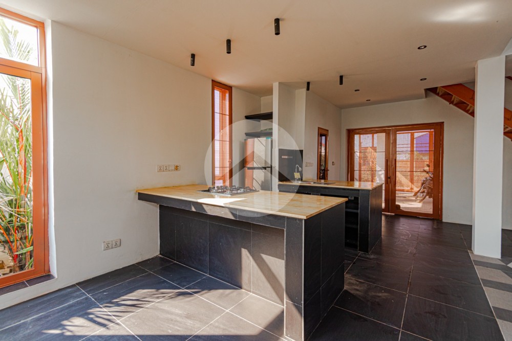 4 Bedroom Villa For Sale - Svay Dangkum, Siem Reap - Image 12