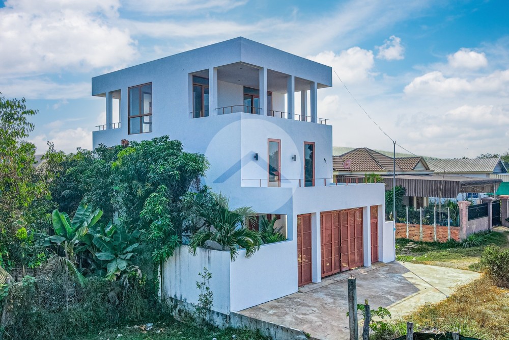 4 Bedroom Villa For Sale - Svay Dangkum, Siem Reap - Image 41