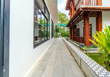 450 Sqm Retail Space For Rent - Svay Dangkum, Siem Reap thumbnail
