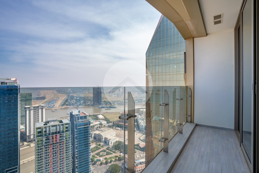 51st Floor 3 Bedroom Condo For Sale - The Peak, Tonle Bassac, Phnom Penh